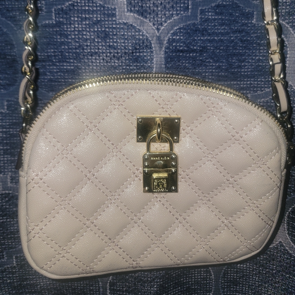 Elegant Anne Klein Cream Quilted Crossbody Purse